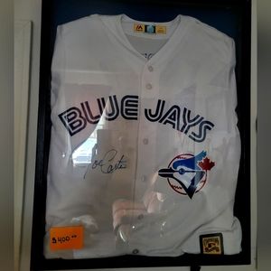 Joe carter signed blue Jay's jersey